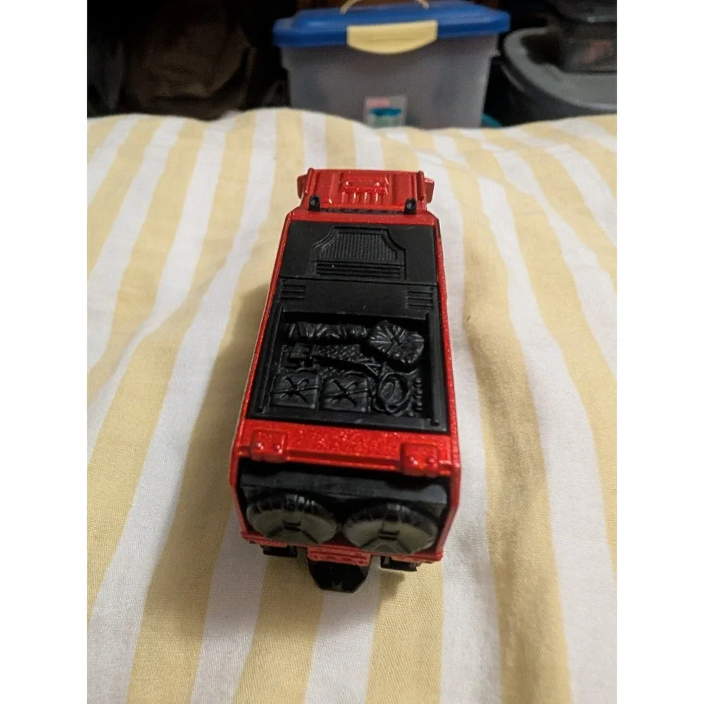 Matchbox Desert Thunder V16 2014 Red Silver Diecast Truck MB928 1:64 Scale